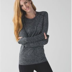 Lululemon Gray crewneck Top